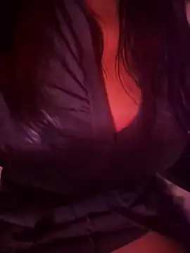 Snapshot of Blaackcat chatting on December 22, 2024, 2:06 am Blaackcat online show from December 22, 2024, 2:06 am