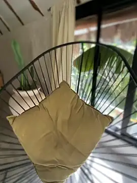 Snapshot of Blaackcat chatting on November 25, 2025, 8:20 pm Blaackcat online show from November 25, 2025, 8:20 pm