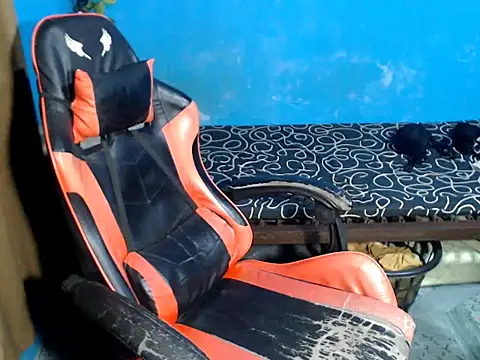 venustheg0ddess online show from November 7, 2025, 11:32 am