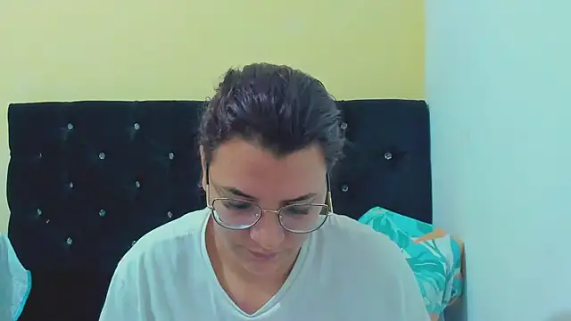 MARILYN GARCIA online show from December 30, 2024, 12:32 am