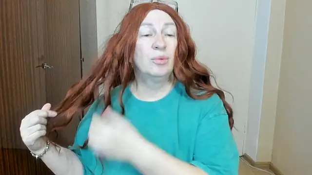 JUNOOO online show from December 3, 2025, 9:24 pm