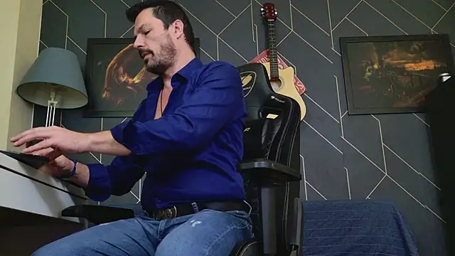 ChrisKox online show from January 12, 2026, 2:55 pm