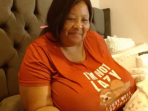 nancy111 online show from September 18, 2025, 2:08 pm