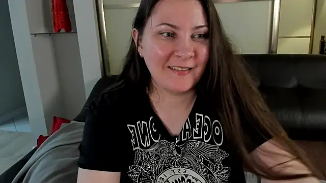 Snapshot of MarySwon chatting on March 18, 2025, 11:20 pm MarySwon online show from March 18, 2025, 11:20 pm