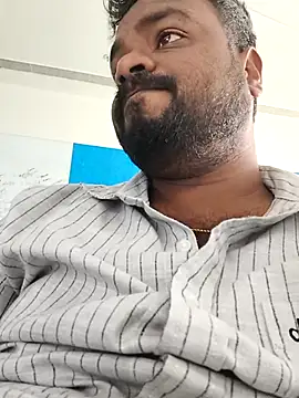 mikki1355 online show from February 15, 2026, 6:10 am