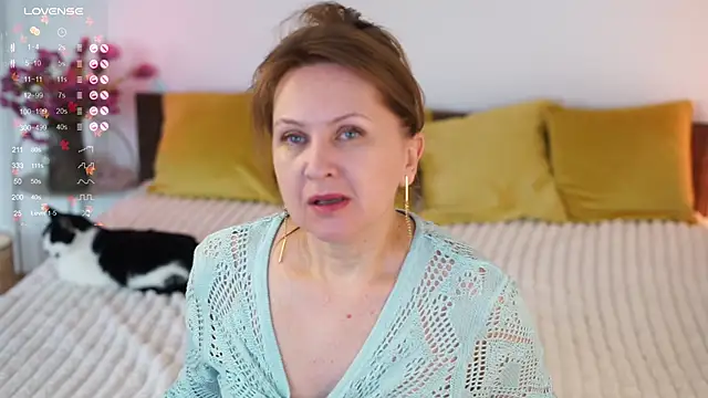 LitleSun online show from November 19, 2025, 7:30 am