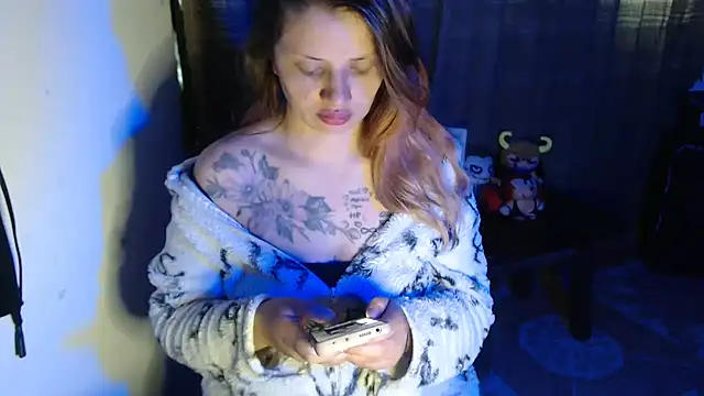 Snapshot of kattydirtylol chatting on October 31, 2025, 11:11 am kattydirtylol online show from October 31, 2025, 11:11 am