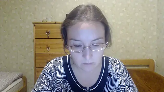 Smart Rose online show from March 2, 2025, 6:19 pm