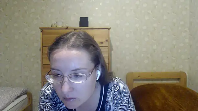 Smart Rose online show from March 2, 2025, 9:22 pm