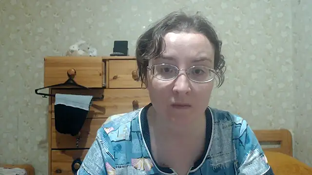 Snapshot of Smart_Rose chatting on April 19, 2026, 6:43 pm Smart Rose online show from April 19, 2026, 6:43 pm