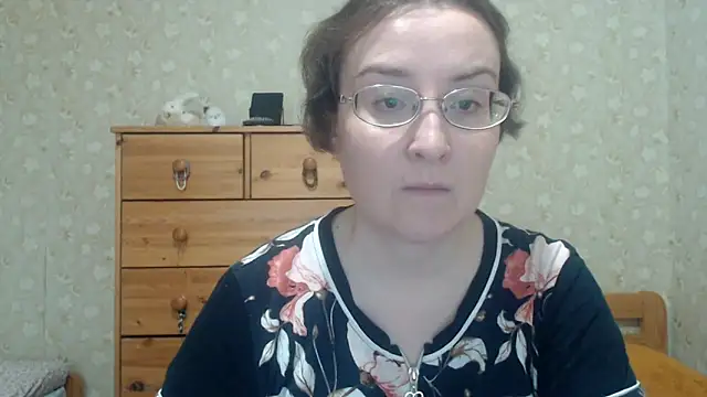 Snapshot of Smart_Rose chatting on April 22, 2026, 2:51 pm Smart Rose online show from April 22, 2026, 2:51 pm