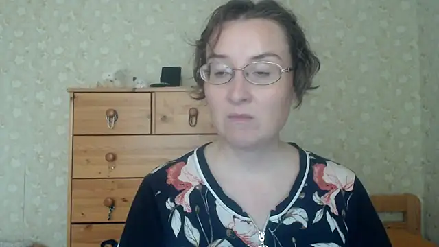 Snapshot of Smart_Rose chatting on May 24, 2026, 3:28 pm Smart Rose online show from May 24, 2026, 3:28 pm