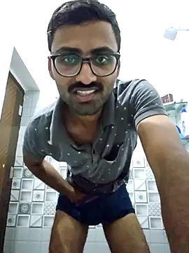 krishna8035 online show from September 17, 2025, 2:08 pm