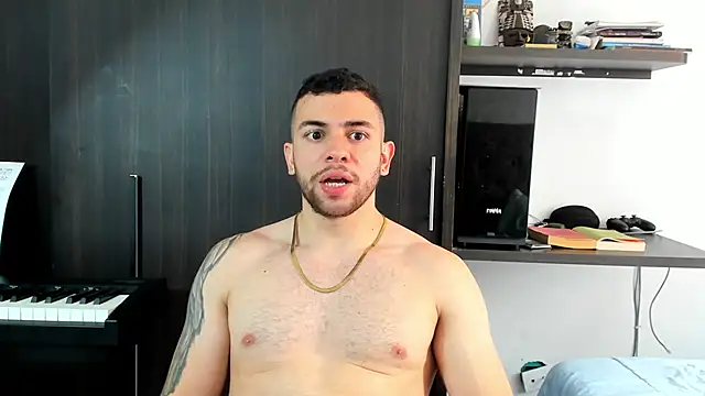 logan smith online show from February 4, 2025, 3:47 pm