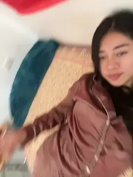 Snapshot of aimi_art1 chatting on February 17, 2026, 12:01 pm aimi art1 online show from February 17, 2026, 12:01 pm