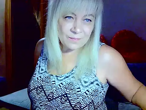 Snapshot of AgoniA7 chatting on October 8, 2025, 3:37 am AgoniA7 online show from October 8, 2025, 3:37 am