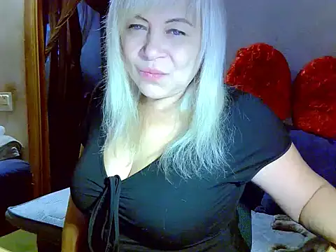 AgoniA7 online show from November 3, 2025, 4:36 am