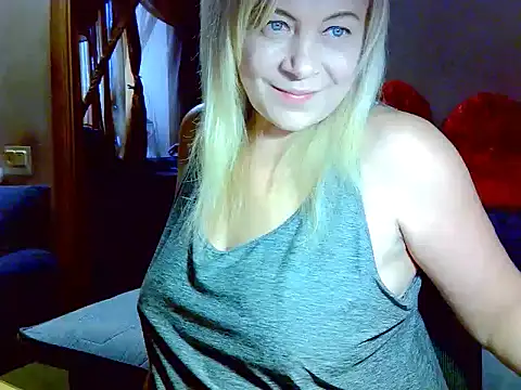 AgoniA7 online show from February 13, 2026, 1:40 pm