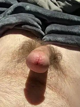 Snapshot of Ich00081 chatting on February 24, 2026, 5:33 pm Ich00081 online show from February 24, 2026, 5:33 pm