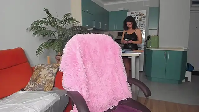 Snapshot of ChristinaGlory chatting on January 14, 2025, 1:49 pm ChristinaGlory online show from January 14, 2025, 1:49 pm