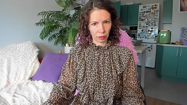 Snapshot of ChristinaGlory chatting on May 30, 2026, 8:33 am ChristinaGlory online show from May 30, 2026, 8:33 am