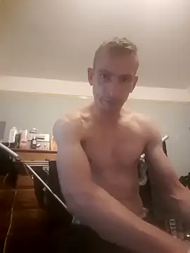 Snapshot of SexyMan2020ka chatting on October 16, 2025, 10:55 pm SexyMan2020ka online show from October 16, 2025, 10:55 pm