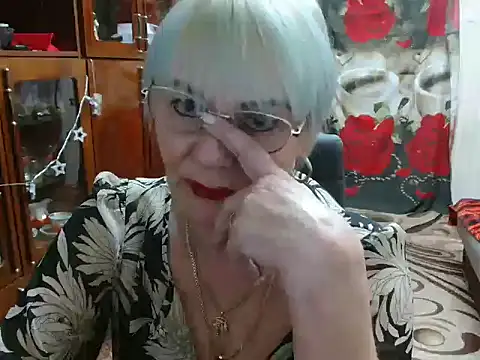 Snapshot of JenaCheim chatting on December 8, 2024, 10:25 pm JenaCheim online show from December 8, 2024, 10:25 pm