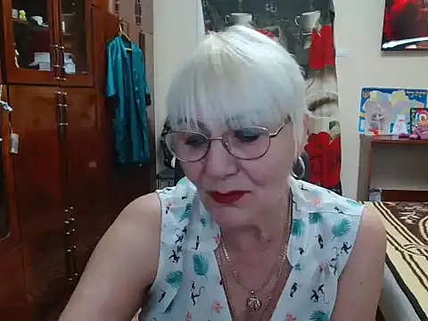 Snapshot of JenaCheim chatting on December 24, 2024, 7:06 am JenaCheim online show from December 24, 2024, 7:06 am