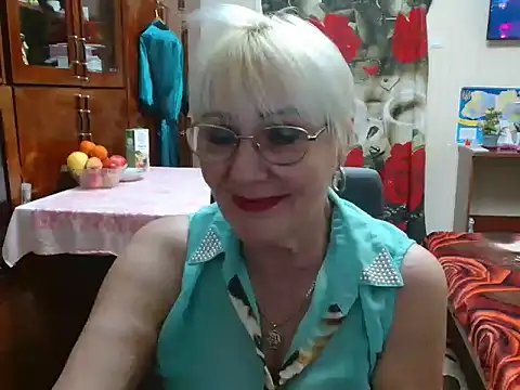 Snapshot of JenaCheim chatting on January 6, 2025, 8:39 pm JenaCheim online show from January 6, 2025, 8:39 pm