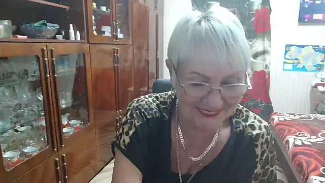 Snapshot of JenaCheim chatting on October 2, 2025, 7:10 pm JenaCheim online show from October 2, 2025, 7:10 pm