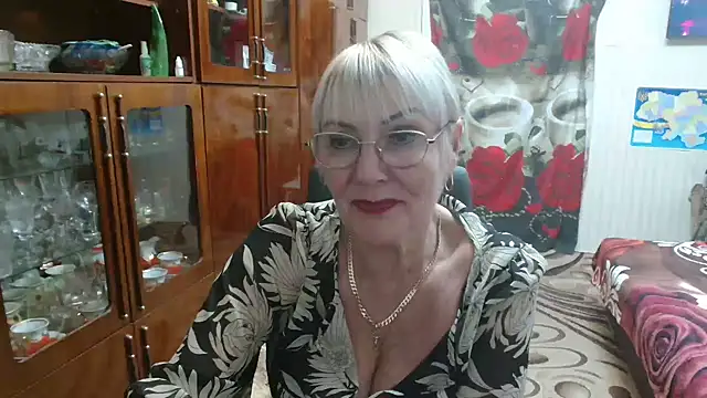 JenaCheim online show from December 3, 2025, 8:40 pm