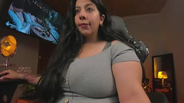 coraline latin online show from February 14, 2025, 1:23 am