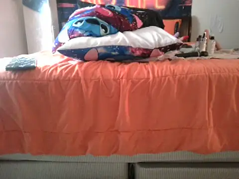 EnticingAaliyah online show from February 4, 2025, 7:44 pm