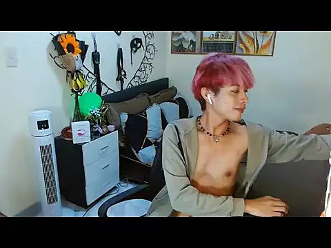 WildestTwink online show from October 8, 2025, 5:43 pm