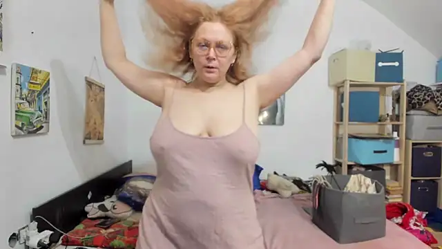 switchlorenx online show from December 25, 2024, 12:37 pm