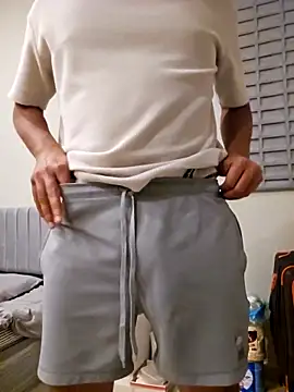 shakir12340 online show from March 4, 2026, 7:31 pm