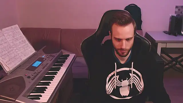 Sweetparker online show from February 17, 2025, 3:04 am