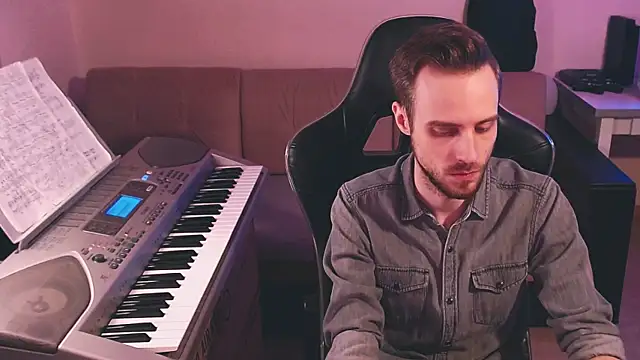 Sweetparker online show from November 16, 2025, 9:53 pm