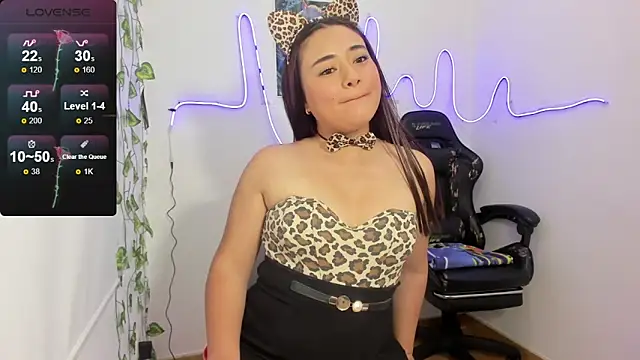 ReyleDoll online show from October 24, 2025, 11:34 pm