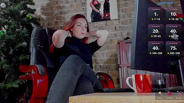 MrsVenus online show from February 5, 2025, 7:07 am