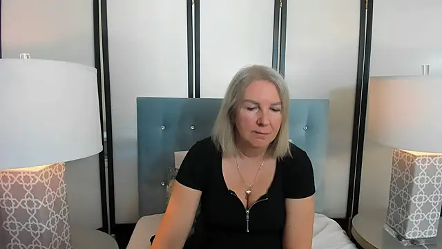 EricaTop online show from January 11, 2025, 9:15 am