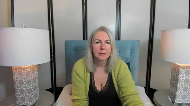 EricaTop online show from February 2, 2026, 6:28 pm