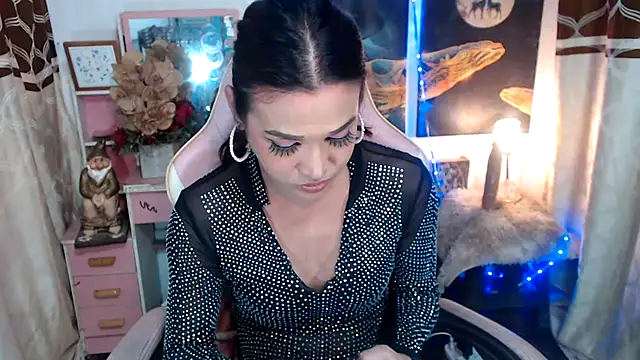 AsianMariaTs online show from October 20, 2025, 3:45 pm