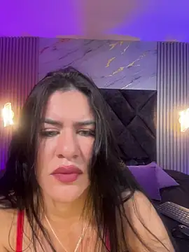 Zafira Alabi online show from December 2, 2025, 7:42 pm