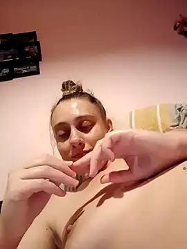 SexyAmanda32 online show from December 3, 2024, 7:11 pm