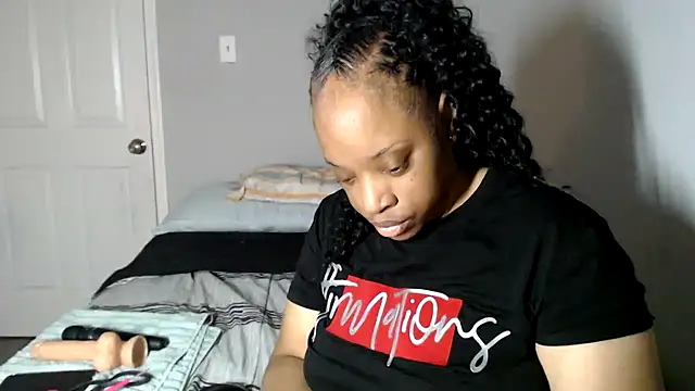 Sexymona1218 online show from November 25, 2025, 5:51 am