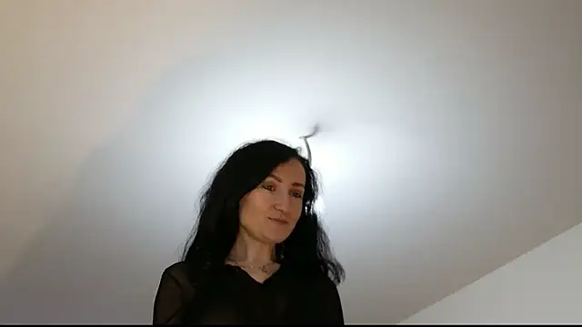 lara heaven online show from October 23, 2025, 6:34 am