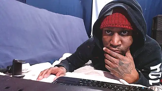 iBreakHeartz online show from January 27, 2025, 8:18 am