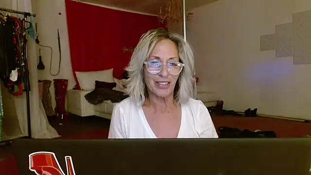 Snapshot of Sweet-Ginger chatting on February 26, 2026, 2:32 am Sweet-Ginger online show from February 26, 2026, 2:32 am