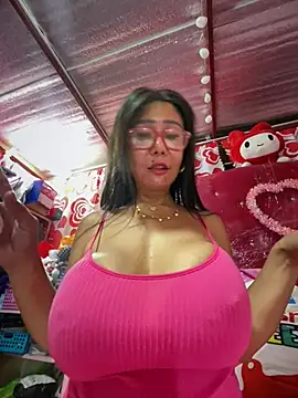 sweetieme online show from March 22, 2026, 1:25 pm